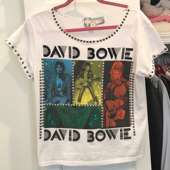 Alice and olivia graphic tees Clearance